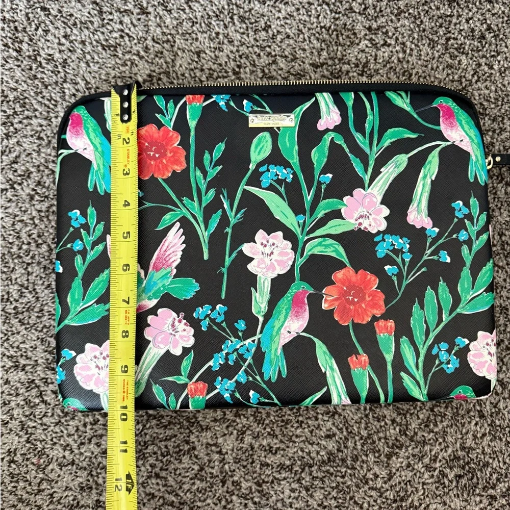 Kate Spade New York Leather padded zip laptop portfolio black tropical print 13”